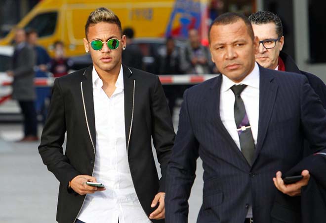 Neymar & “Gót chân Achilles”: Ông bố tham tiền, MU - Real đấu giá - 1