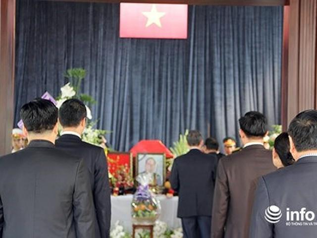 Nghi thức Quốc tang ở Việt Nam tổ chức như thế nào?