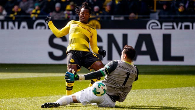 Dortmund - Hannover: Người hùng quen mặt, xoa dịu nỗi đau - 1