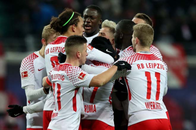 Leipzig - Bayern Munich: Ngược dòng choáng váng, đứt mạch bất bại - 1