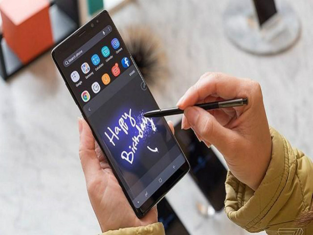 NÓNG: Samsung Galaxy Note8 giảm hơn 2 triệu đồng