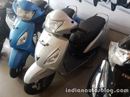 Xe tay ga giá rẻ: Honda Activa 5G so kè với TVS Jupiter - 2