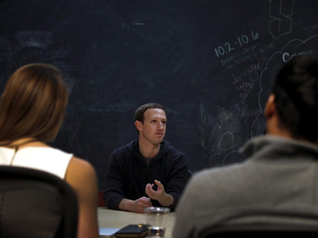 Lý do nào khiến Zuckerberg khó rời chức CEO Facebook?