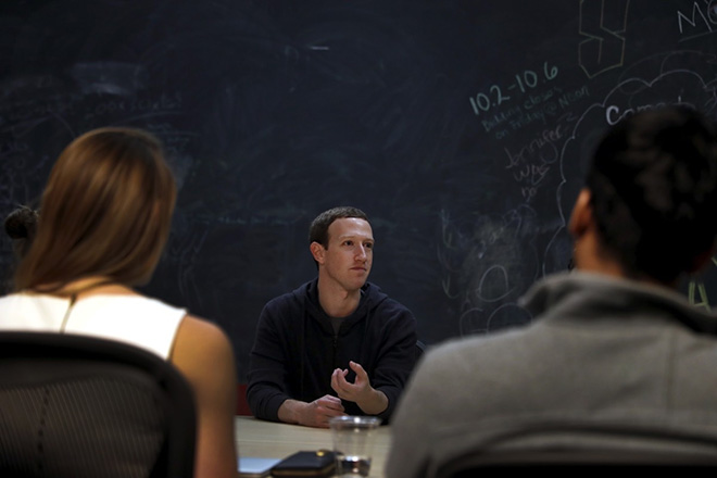 Lý do nào khiến Zuckerberg khó rời chức CEO Facebook? - 1