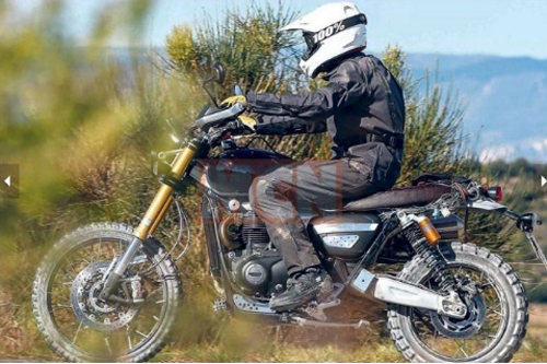 Triumph Bonneville Scrambler 1200 lần đầu lộ diện, off-road ấn tượng - 2