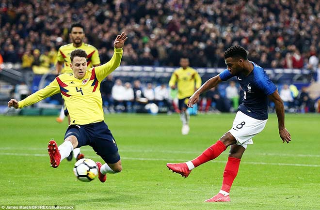 Pháp - Colombia: “Mãnh hổ” tỏa sáng, đại tiệc 5 bàn - 1