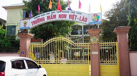 Giáo viên bị đánh có nguy cơ sảy thai: “Phụ huynh hành động như xã hội đen” - 1