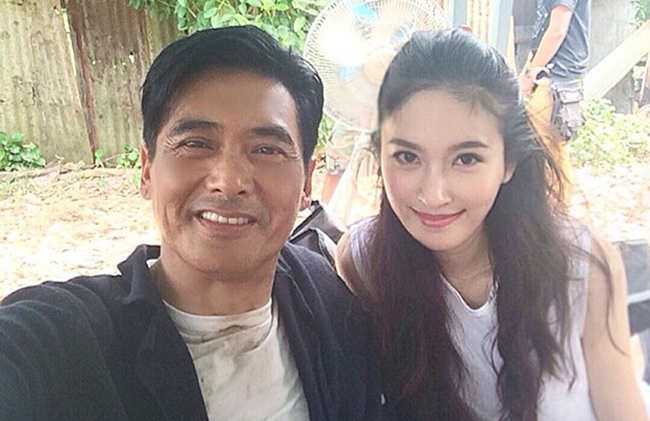 Năm 2014, Nong Poy còn có dịp hợp tác cùng Châu Nhuận Phát trong phim “Đổ thành phong vân 3”.