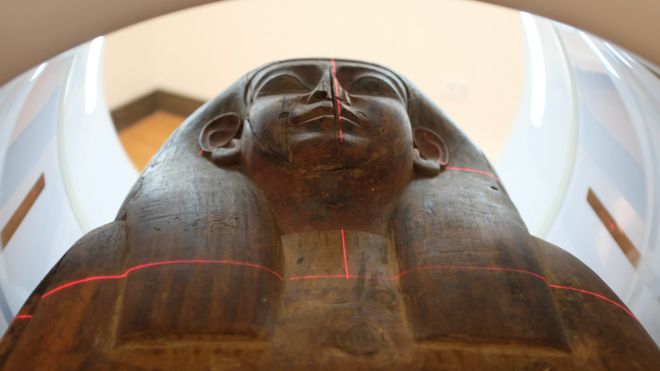 Phát hiện xác ướp Ai Cập 2.500 năm ở nơi “ngày nào cũng đi qua” - 1