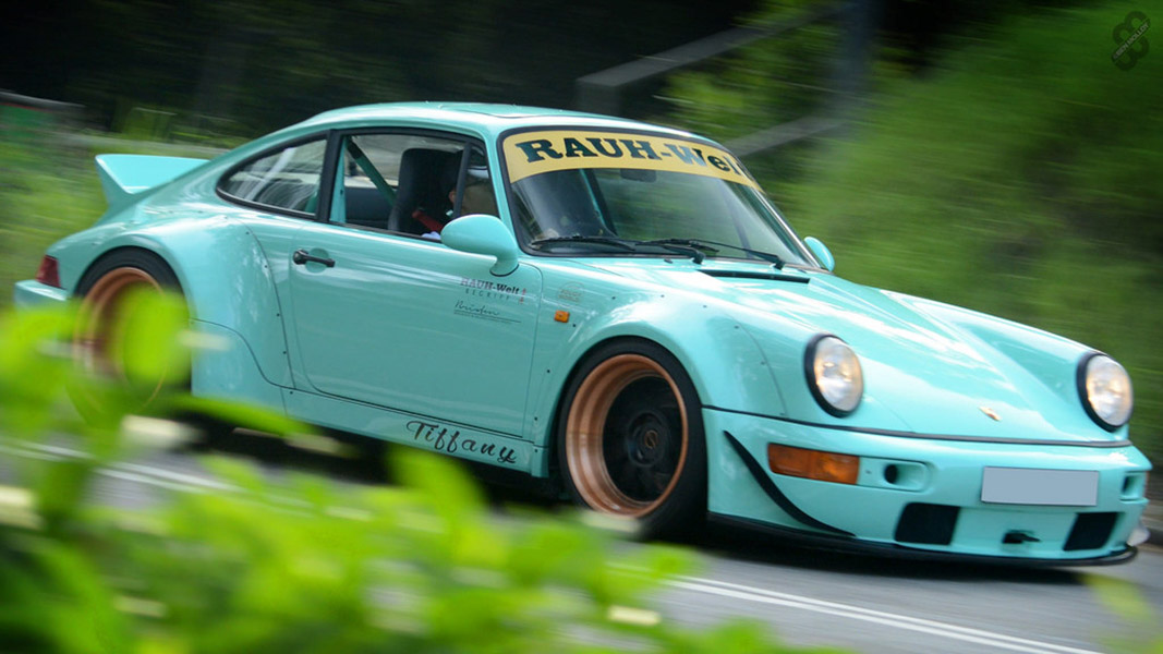 Rauh Welt Begriff (RWB): Hãng độ Porsche độc đáo của anh Akira Nakai - 8