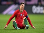 Bóng đá - Ronaldo - BĐN thua thảm: Kỷ lục tệ nhất, thẫn thờ bị fan cuồng &quot;hôn trộm&quot;