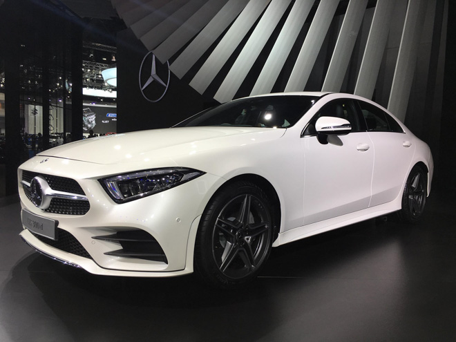 Mercedes ra mắt CLS300 2018 phiên bản máy dầu giá từ 1,8 tỷ đồng - 3