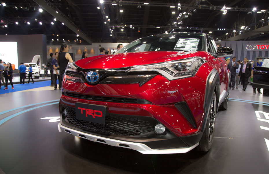 Toyota C-HR phiên bản TRD có giá 984 triệu đồng tại Thái Lan - 3