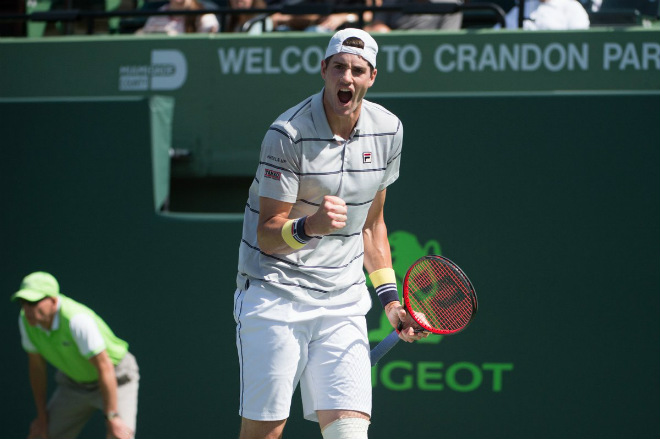 Miami Open ngày 8: Isner thắng dễ, Venus Williams thua thảm - 1