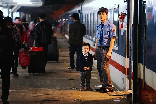 Không chỉ cấm ngực lép lái tàu, đây từng là những đề xuất gây tranh cãi của Bộ Y tế - 1