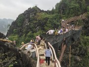 Tin tức trong ngày - Cận cảnh tháo dỡ công trình 'khủng' xâm phạm Tràng An