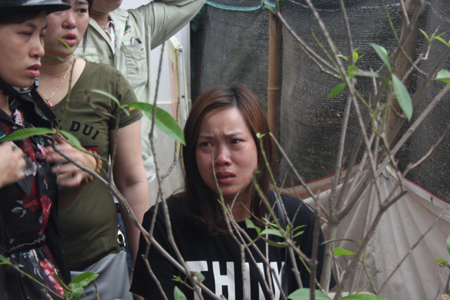Hỏa hoạn ở chợ Quang: Khóc ngất vì mất hết tài sản - 1