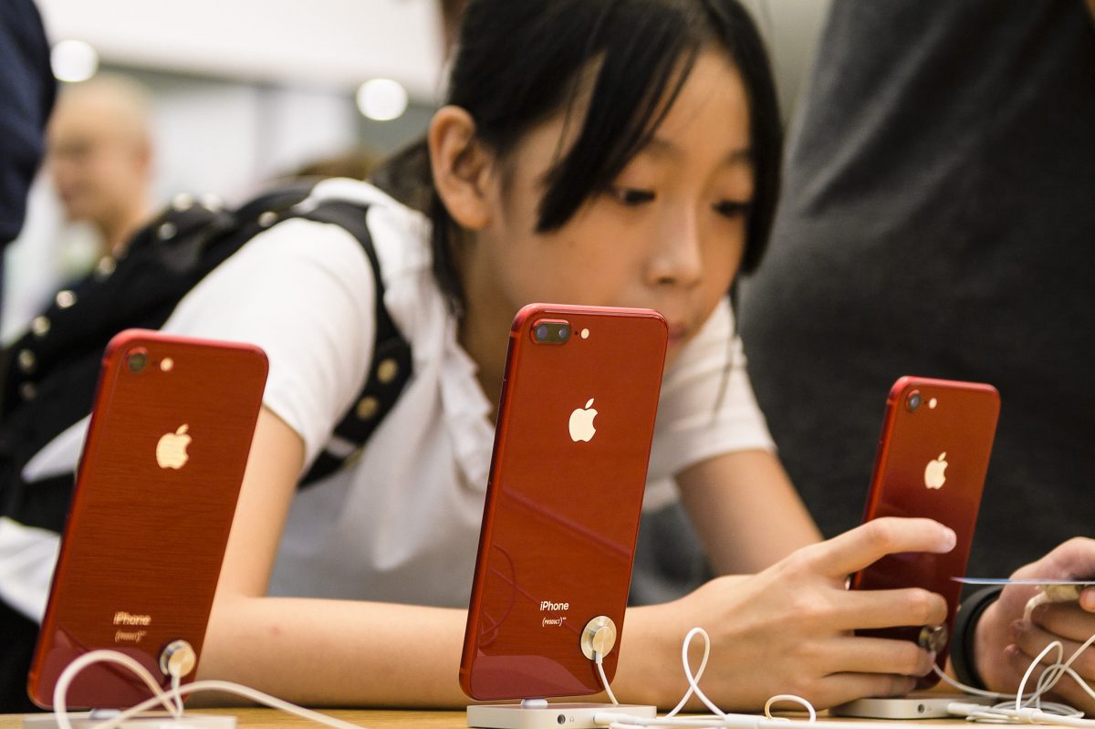 67 tỷ USD bốc hơi trong một ngày, Apple đã trải qua ngày đen tối nhất trong kỷ nguyên - 3