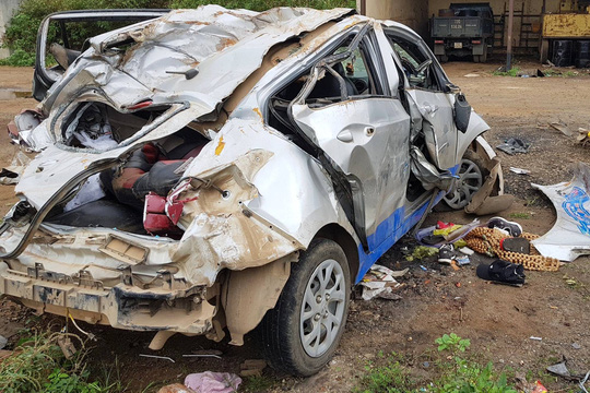 Vụ tai nạn taxi 3 người chết: Nữ tài xế chạy 107 km/h sau tiệc sinh nhật - 1