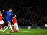 Bóng đá - Chelsea - Nottingham Forest: Morata từ &quot;chân gỗ&quot; hóa người hùng