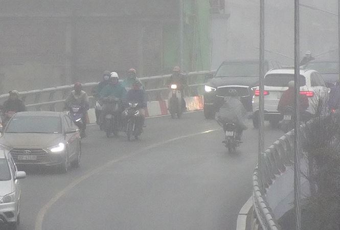 Sương mù dày đặc còn tiếp diễn ở Hà Nội trong vài ngày tới - 1