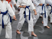 Thế giới - Đi theo cô gái Mỹ vào phòng tập karate định bắt cóc và cái kết đáng đời