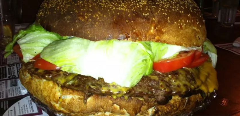 Những chiếc burger khủng nhất thế giới, thực thần cũng chưa chắc ăn hết - 4