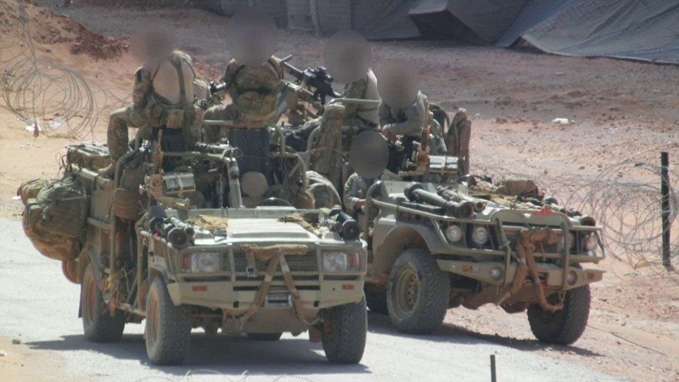 IS tấn công dữ dội, 5 binh sĩ Anh thiệt mạng vì trúng rocket ở Syria - 1