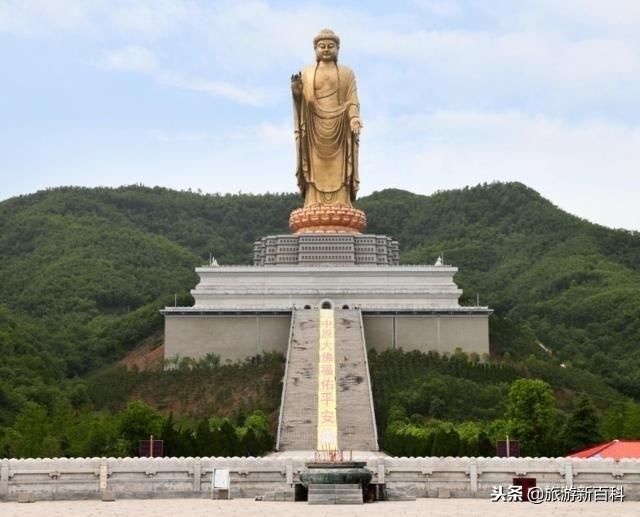 Tượng Phật cao nhất thế giới, muốn chạm tay vào phải trả tiền - 1