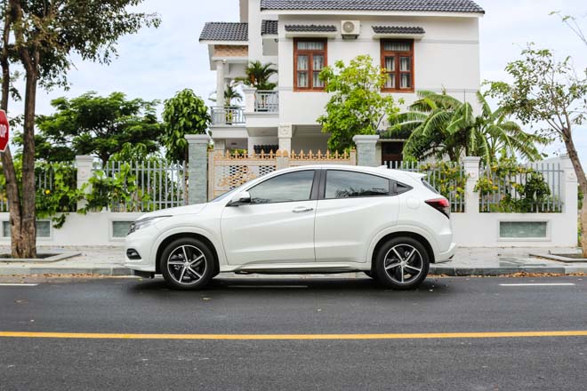 Đánh giá Honda HR-V 2018: Mẫu subcompact đáng tiền trong phân khúc - 2