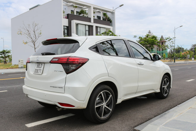 Đánh giá Honda HR-V 2018: Mẫu subcompact đáng tiền trong phân khúc - 3