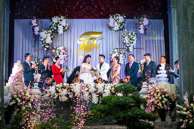 Choáng ngợp với ngôi biệt thự của gia đình trong đám cưới &#34;200 cây vàng&#34; ở Nam Định - 1
