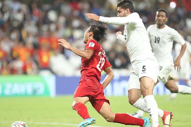 ĐT Việt Nam bùng nổ đua vé vớt: Quang Hải, Ngọc Hải trình diễn đẳng cấp ở UAE - 1