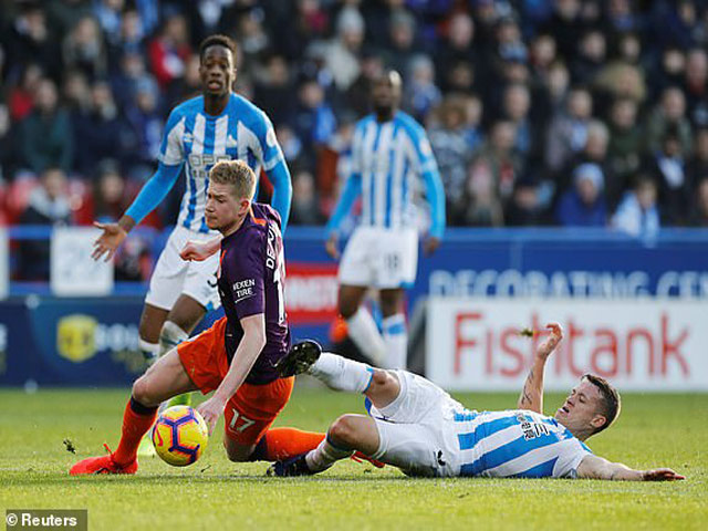 Huddersfield - Man City: Đại bác mở màn, chóng mặt 2 bàn