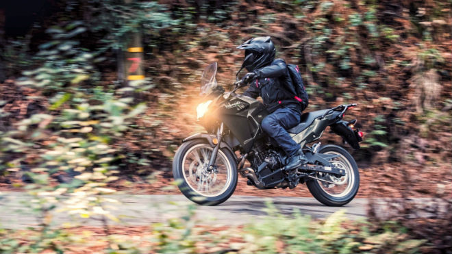 2019 Kawasaki Versys-X 300: Môtô gây sốt dân tập chơi - 7