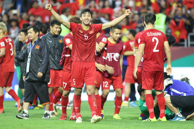 Công Phượng, Trọng Hoàng hay Văn Lâm xuất sắc nhất khi ĐT Việt Nam vào tứ kết Asian Cup? - 2