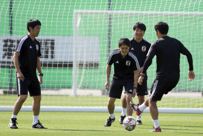 ĐT Nhật Bản được chăm sóc tận răng đấu ĐT Việt Nam tứ kết Asian Cup - 1
