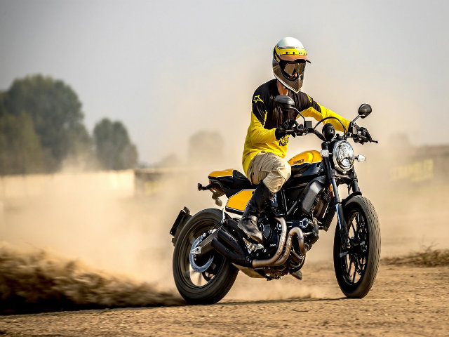 2019 Ducati Scrambler Full Throttle: Ngựa hoang lý tưởng cho các tay lái