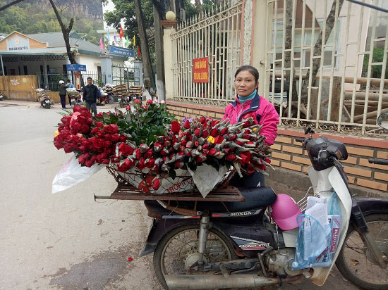 Đặc sản Tết vùng cao: Ngon nhất lợn cắp nách, gà thả rông, chim câu - 15