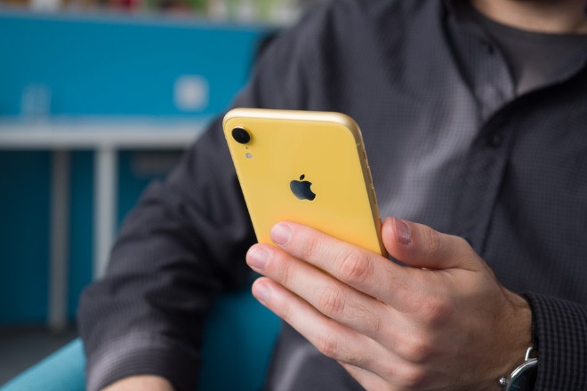 Apple lại gia hạn chương trình ưu đãi “thu cũ đổi mới” iPhone XS và XR - 1