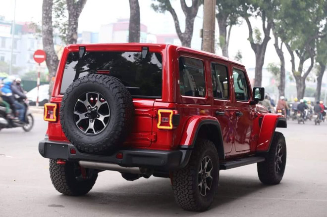 Hàng độc Jeep Wrangler Rubicon Unlimited 2019 được rao bán tại Việt Nam với giá 4,2 tỷ đồng - 2