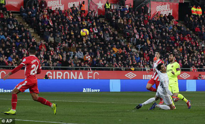 Chi tiết Girona - Barcelona: Coutinho và Suarez ôm đầu nuối tiếc (KT) - 8