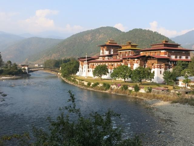 Duyên lành ở quốc gia hạnh phúc Bhutan