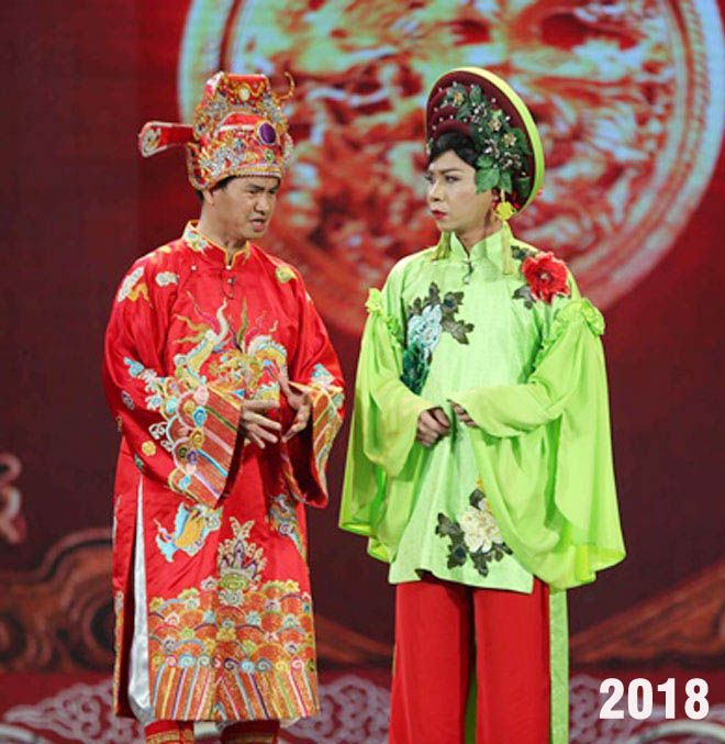 Xiêm y Táo quân 2019: &#34;Cô Đẩu&#34; với phong cách &#34;thầy tu&#34; - 4