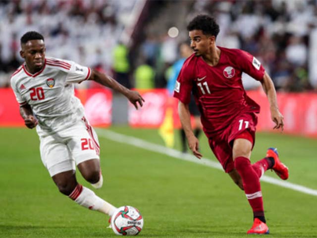 Asian Cup, UAE - Qatar: Sai lầm khó tin, ấn định phút bù giờ