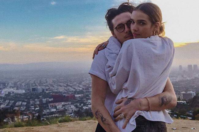 Brooklyn Beckham chia sẻ trên trang cá nhân nhiều hình ảnh ngọt ngào bên Hana Cross.