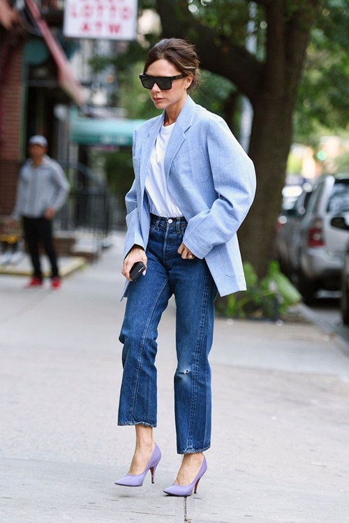 5 cách diện jeans sang trọng của Victoria Beckham - 4