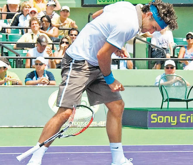 Federer cả giận mất khôn: Điên tiết vì Nadal, Djokovic và người hâm mộ - 2