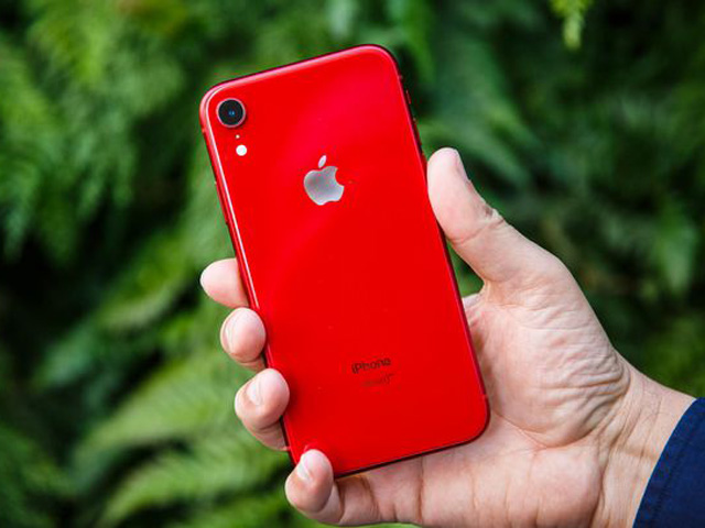Top smartphone màu đỏ nhất định phải mua dịp tết Kỷ Hợi