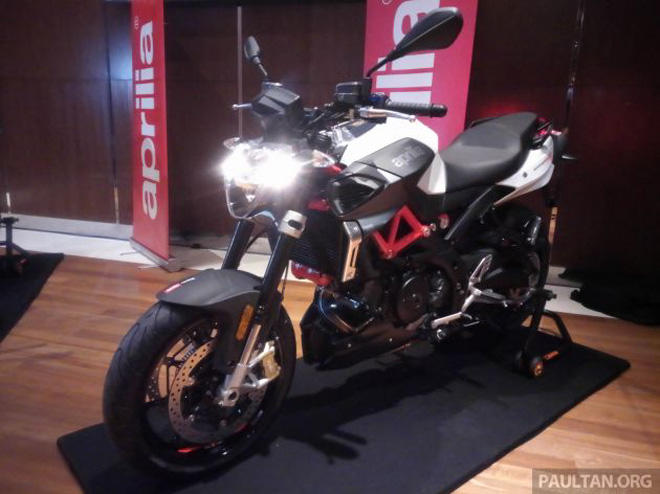 Naked bike Aprilia Shiver 900 2019 ra mắt, giá khá &#34;chát&#34; - 1